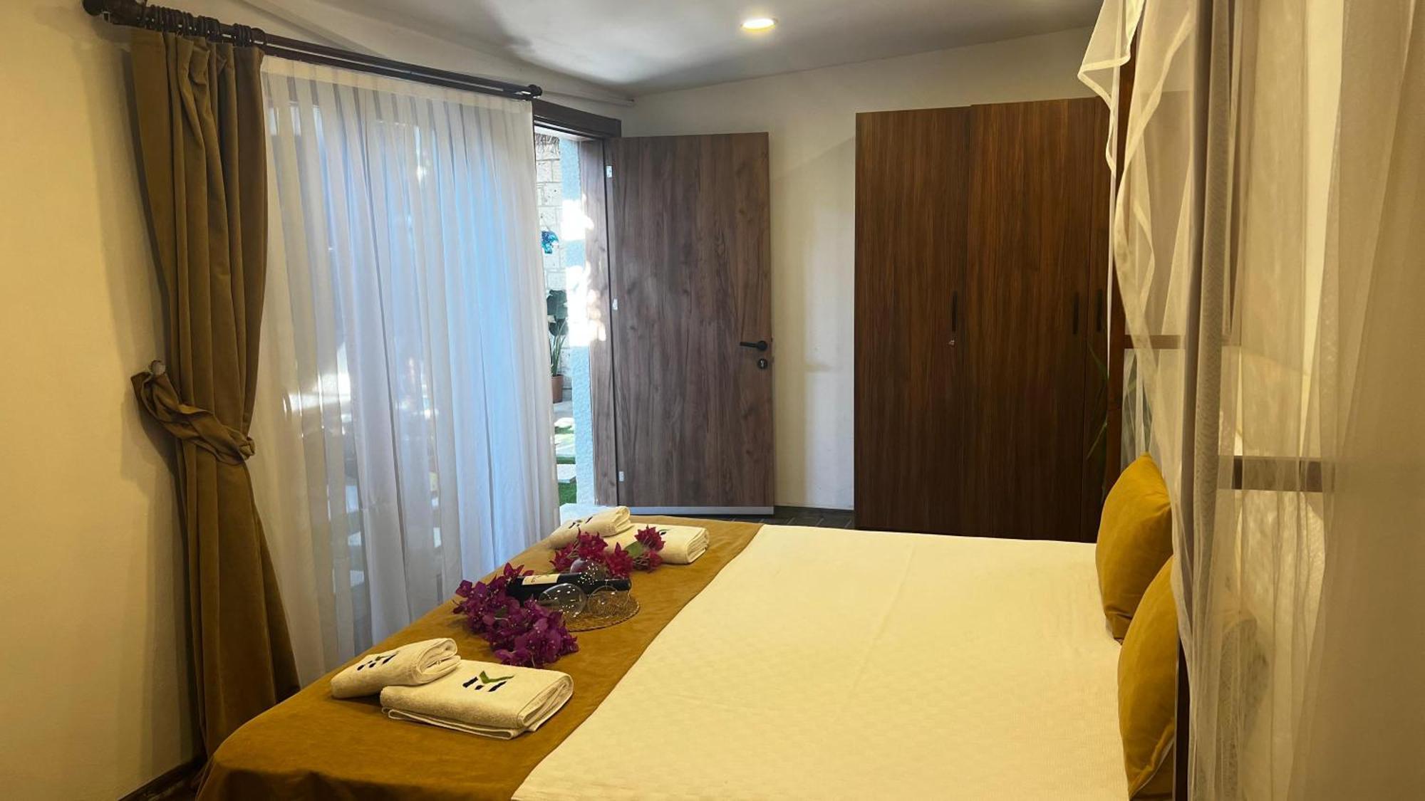 Elin Otel Alacati เซสเม ภายนอก รูปภาพ