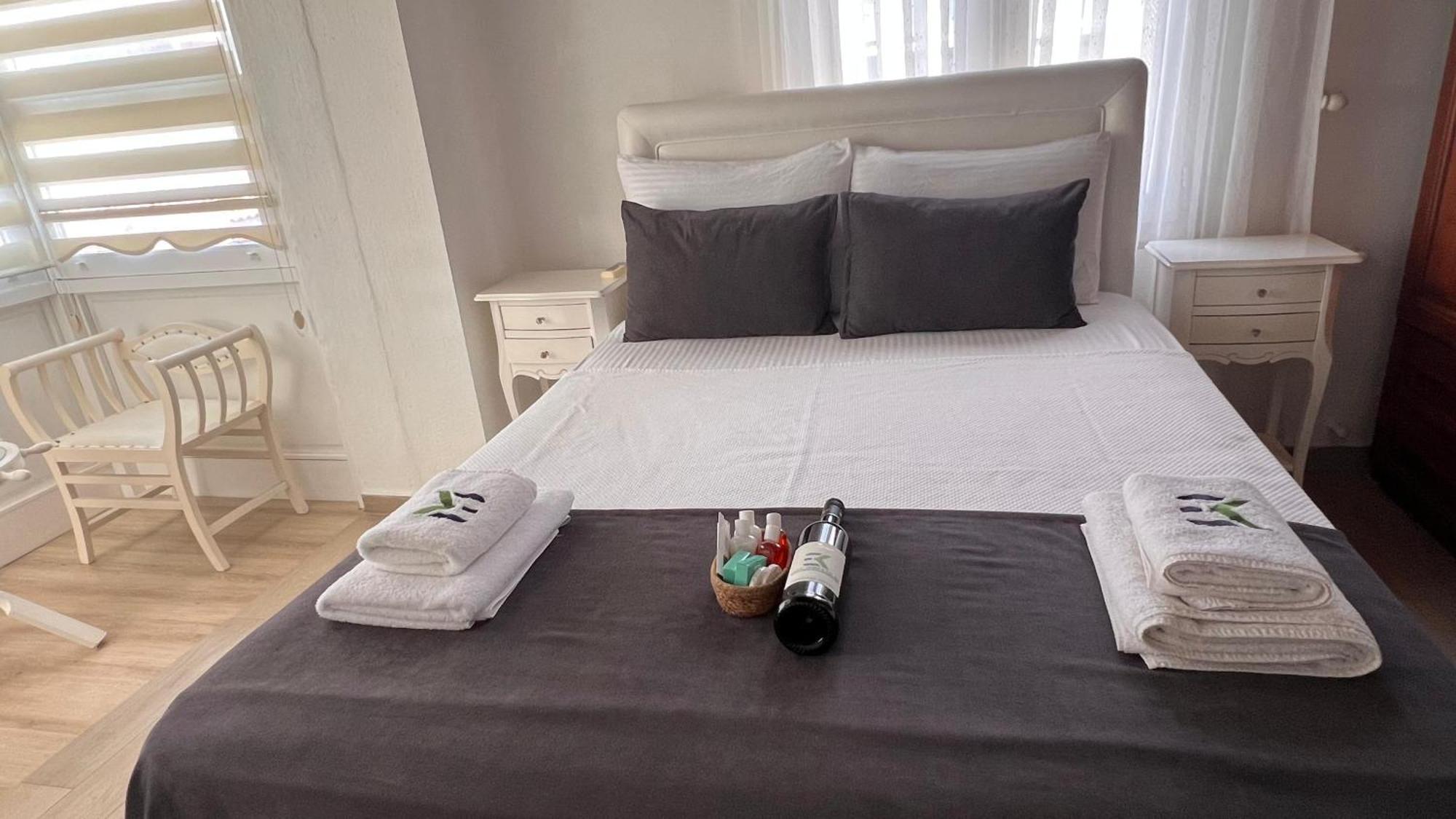 Elin Otel Alacati เซสเม ภายนอก รูปภาพ